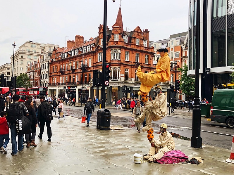 Street Performers put on a show in london